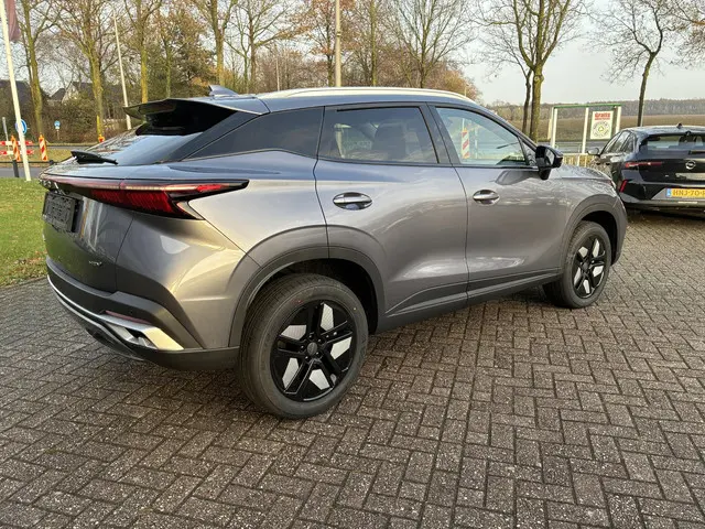 Omoda 5 1.5 T-GDi Hybride Premium 2025 Hybride Benzine 3