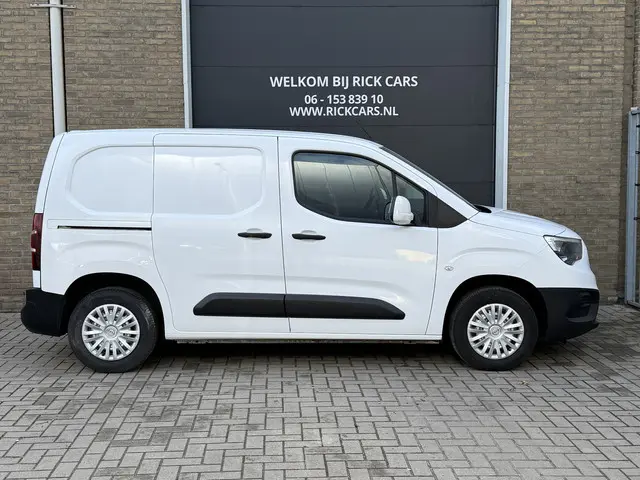 Opel Combo 1.5D 102PK EURO 6 L1H1 Edition 2020 Diesel 12