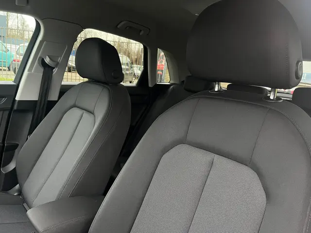 Audi Q3 45 TFSI e edition Plug-in 2024 Hybride Benzine 8