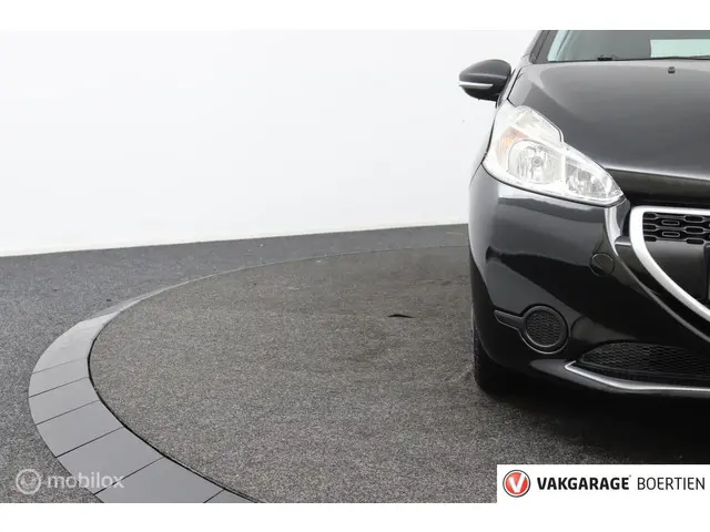 Peugeot 208 1.0 PureTech LIKE 2014 Benzine 11