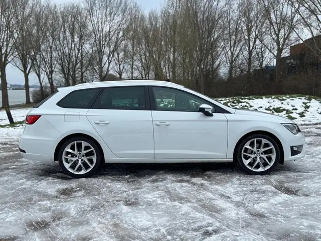 SEAT Leon ST 1.8 TSI FR Connect / PANO / LED / 2016 Benzine 6