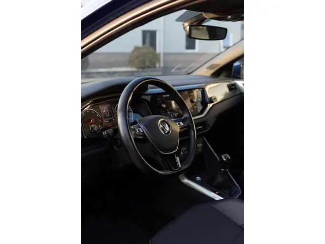 Volkswagen Polo 1.0 - MPI Comfortline - 2020 2020 Benzine