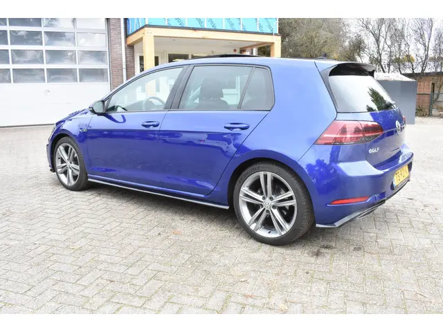 Volkswagen Golf 1.5 TSI Highline Business R 2018 Benzine 6