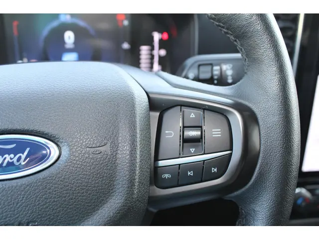Ford Ranger 2.0 EcoBlue Limited 4WD 2023 Diesel 11