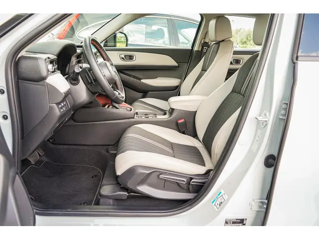 Honda HR-V 1.5i e:HEV ADVANCE STYLE 2024 Hybride Benzine 26