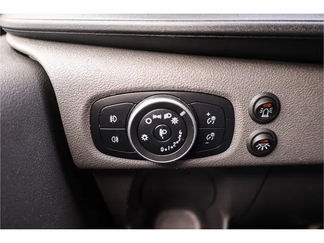 Ford Transit Custom 320 2.0 TDCI L2H1 Trend 2020 Diesel 23