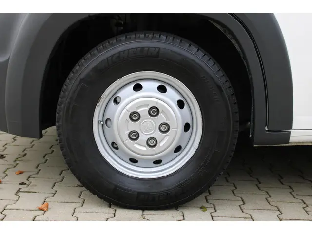 Fiat Ducato bestel 35H 2.3 MultiJet XLH1 2014 Diesel 25