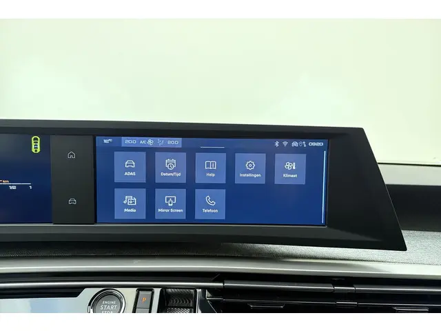 Peugeot 3008 1.2 Hybrid 145 Allure 2025 Hybride Benzine 26