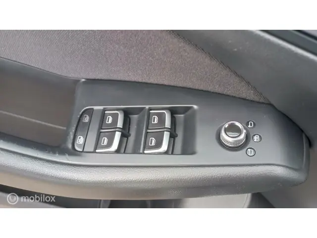 Audi Q5 2.0 TFSI quattro Adrenalin 2016 Benzine 13