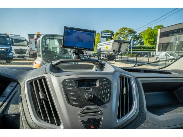 Ford Transit 2.0 TDCI 2019 Diesel 18