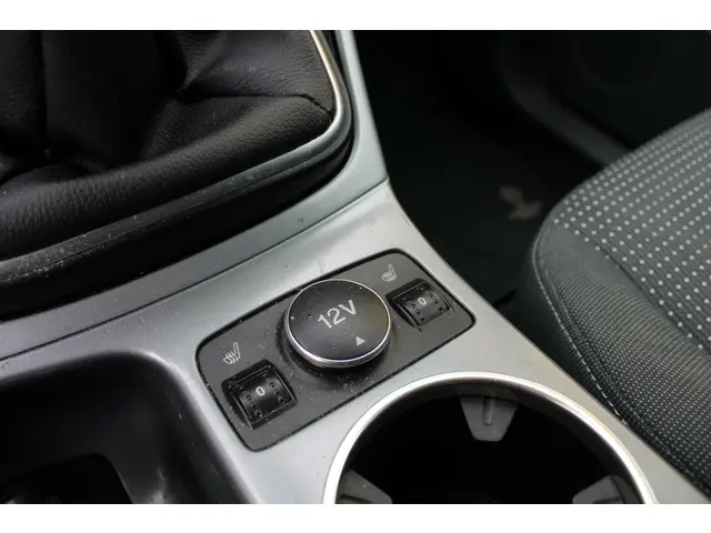 Ford C-MAX 1.0 Titanium 2013 Benzine 21