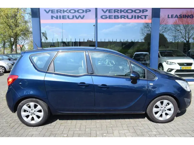 Opel Meriva 1.4 Turbo Berlin 2013 Benzine 5