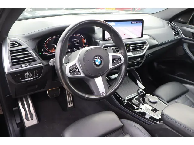 BMW X4 xDrive20i Business Edition Plus 2022 Benzine 10
