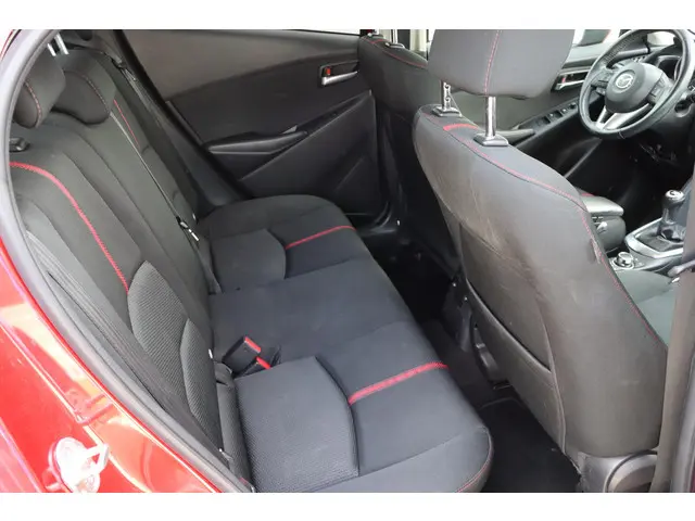 Mazda 2 1.5 Skyactiv-G GT-M 2015 Benzine 16