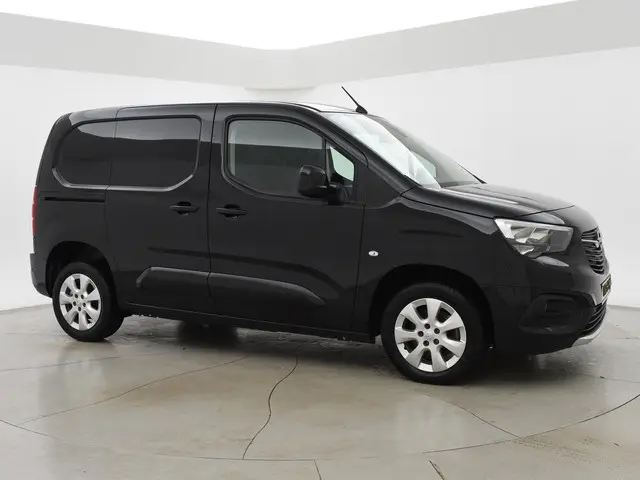 Opel Combo 1.5D 130 PK AUT. INNOVATION 2020 Diesel 14