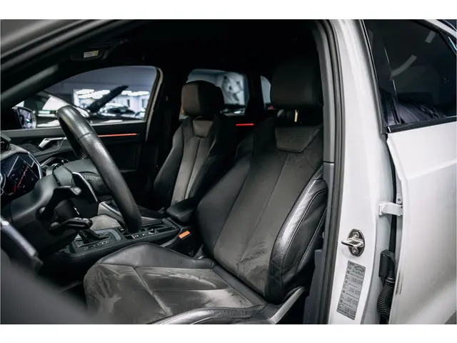 Audi RSQ3 TFSI RS 2022 Benzine 18