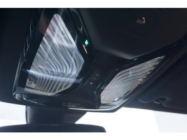 BMW 3 Serie Sedan 320e 2025 Hybride Benzine 27