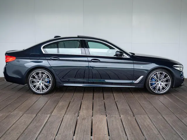 BMW 5 Serie Sedan 540i xDrive 2019 Benzine 4
