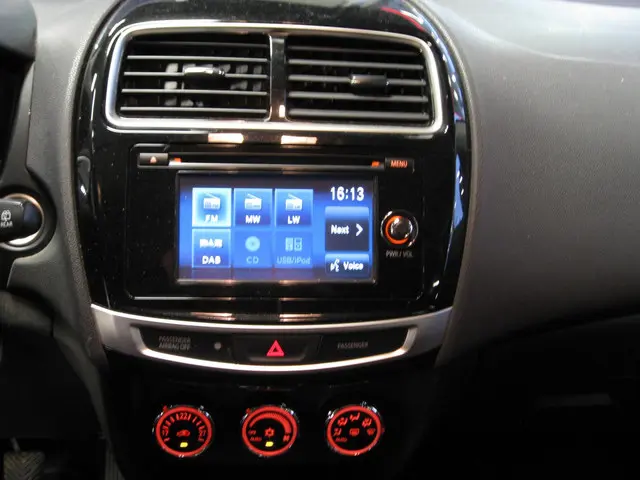 Mitsubishi ASX 1.6 Cleartec Intense 2015 Benzine 17