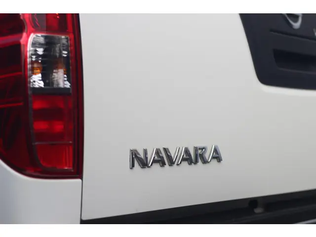 Nissan Navara 2.5 dCi XE King Cab 2012 Diesel 46