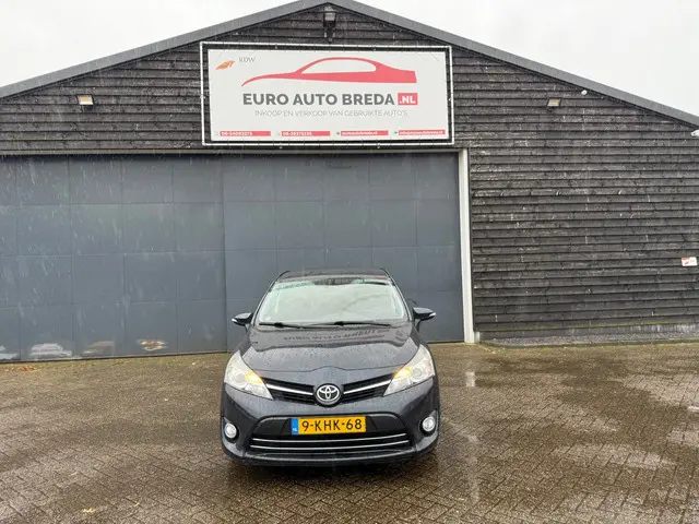 Toyota Verso 1.8 VVT-i Business 2013 Benzine