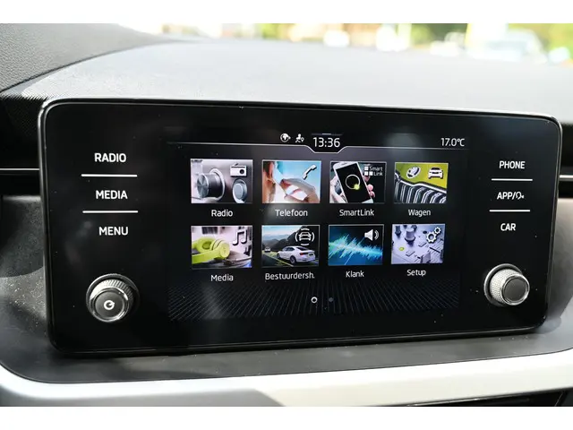 Škoda Kamiq 1.0 TSI Ambition 2024 Benzine 33