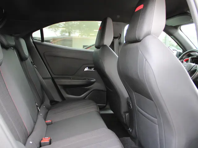 Opel Mokka 1.2 Turbo GS Line 2021 Benzine 9