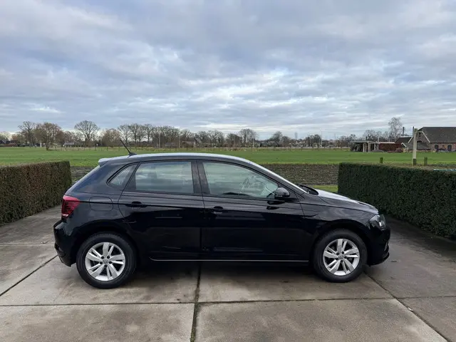 Volkswagen Polo 1.0 TSI Comfortline 2019 Benzine 3