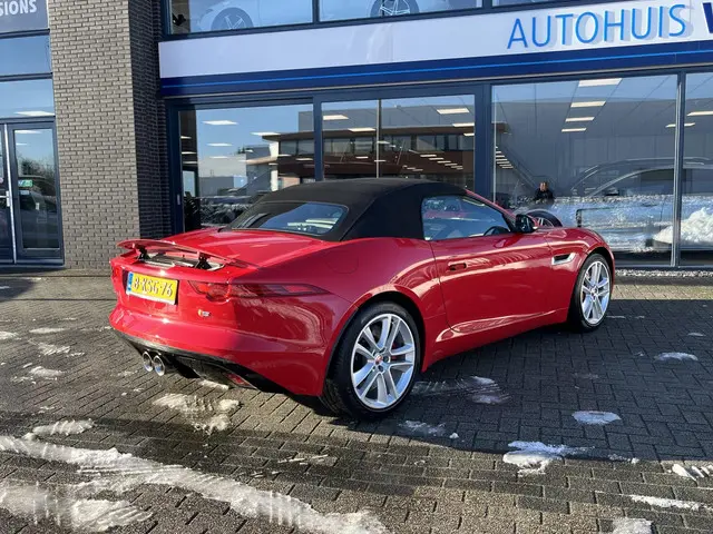 Jaguar F-Type 3.0 V6 S Convertible 2013 Benzine 5