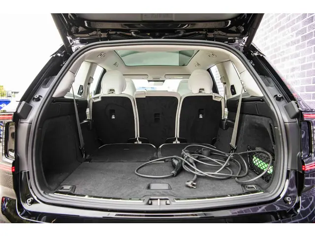 Volvo EX90 Single Motor Plus 7p. 104 kWh 2025 Elektrisch 29