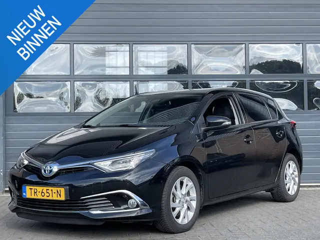 Toyota Auris 1.8 HYBRID EXECUTIVE 2018 Hybride Benzine