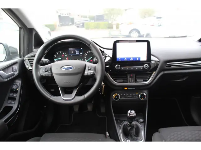 Ford Fiesta 1.0 EcoBoost Hybride Titanium 2023 Benzine 13