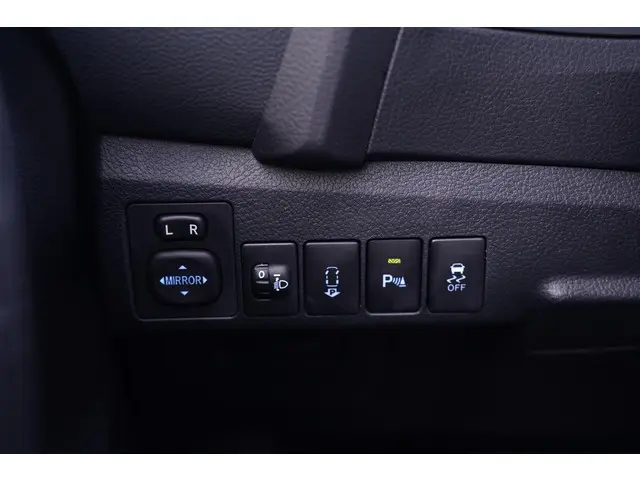 Toyota Auris 1.6 First Edition 2015 Benzine 31