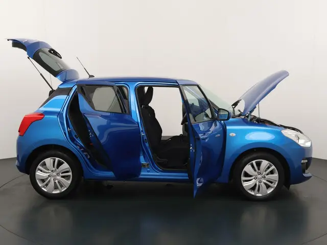 Suzuki Swift 1.2 Select 2018 Benzine 23