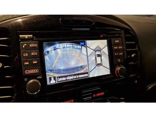 Nissan Juke 1.2 DIG-T Connect Edition 2015 Benzine 23