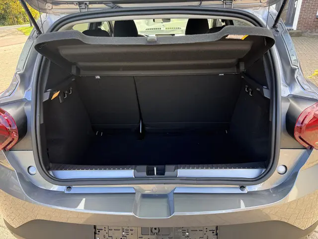 Dacia Sandero Stepway 1.0 TCe 90 Expression 2025 Benzine 6