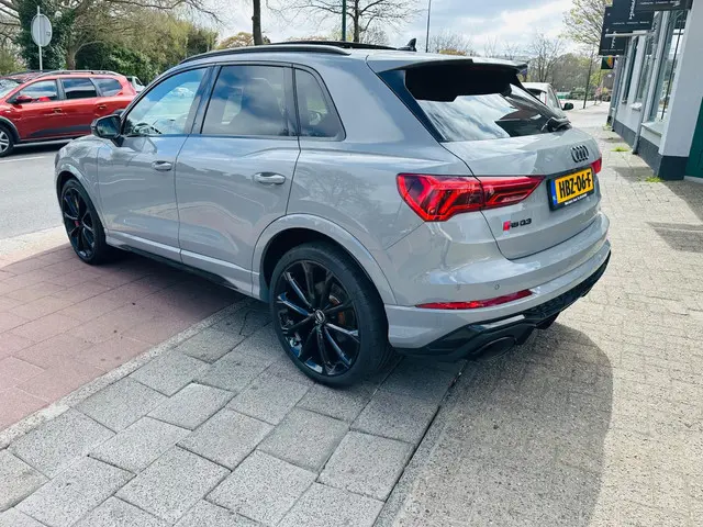 Audi Q3 TFSI RS 2021 Benzine 4