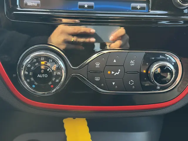 Renault Captur 1.2 TCe Xmod 2015 Benzine 19