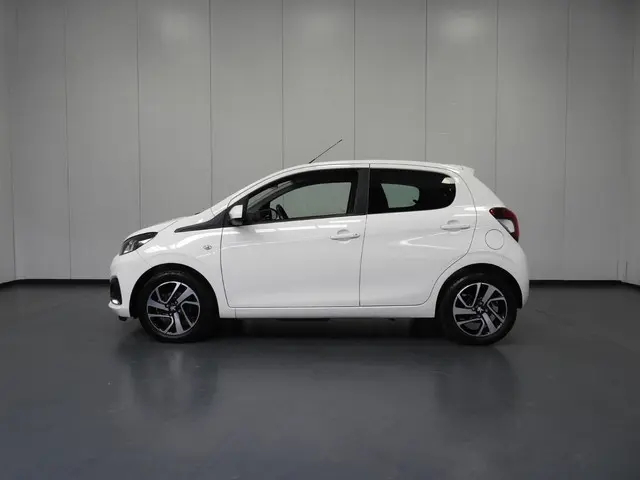 Peugeot 108 2