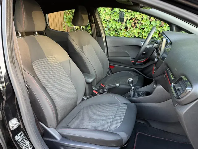 Ford Fiesta 1.0 EcoBoost ST-Line NAP 2018 Benzine 21
