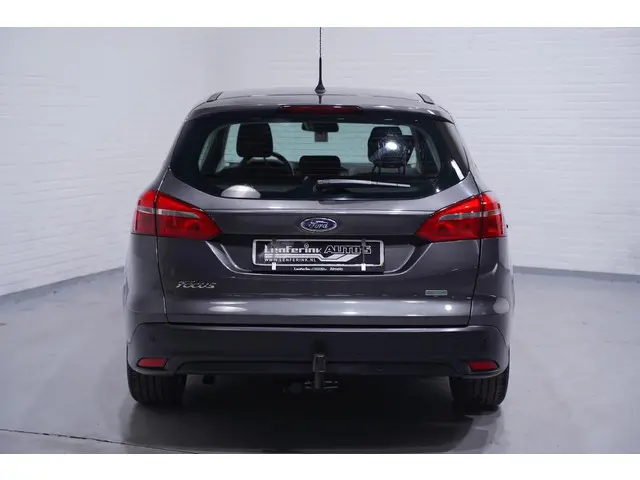 Ford Focus Wagon 1.0 Trend 2016 Benzine 8
