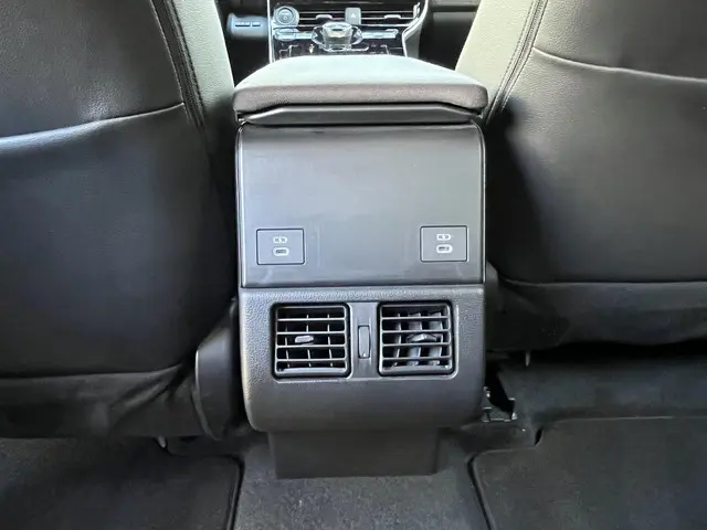Toyota bZ4X 71 kWh 2023 Elektrisch 30