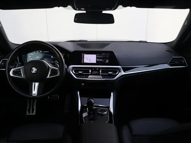 BMW 2 Serie Coupé M240i xDrive 2022 Benzine 19