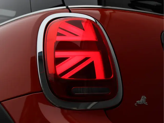 MINI Cooper Pepper 2018 Benzine 18