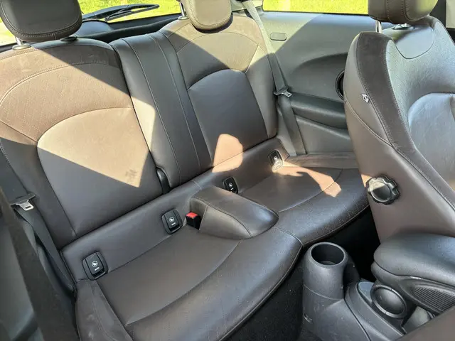 MINI Cooper 2.0 Cooper S Serious Business 2015 Benzine 14