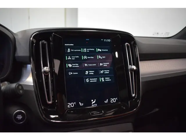 Volvo XC40 T2 130pk AUT8 Business Pro 2020 Benzine 9