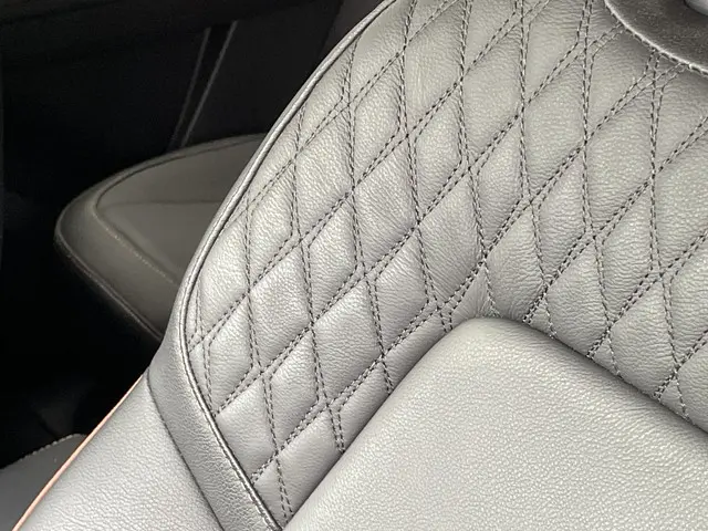 Renault Captur 1.3 mild hybrid 160 iconic 2024 Benzine 24