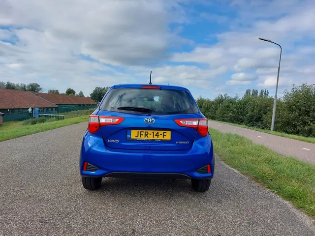 Toyota Yaris 1.5 Hybrid Aspiration 2018 Hybride Benzine 7