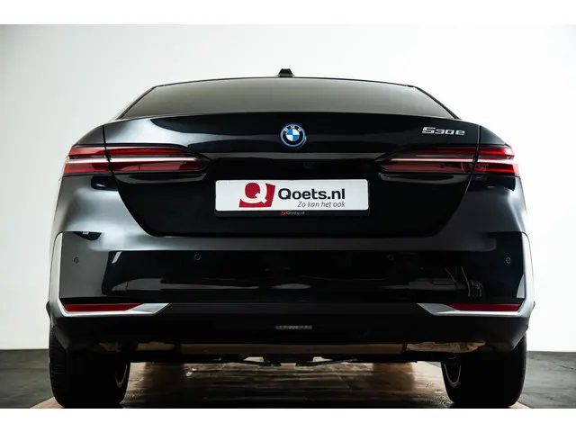 BMW 5 Serie 530e 2025 Hybride Benzine 27