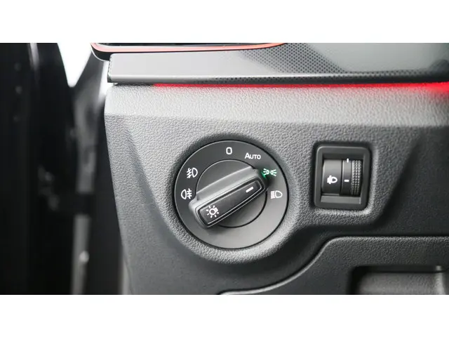 Škoda Scala 1.0 TSI 110pk Sport Business 2021 Benzine 14